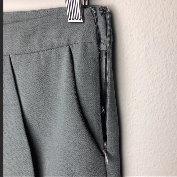 FOREVER 21 Shorts - Picture 2 of 6